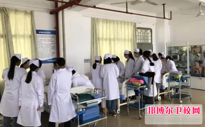 云南2023年女生讀護(hù)理學(xué)校好不好