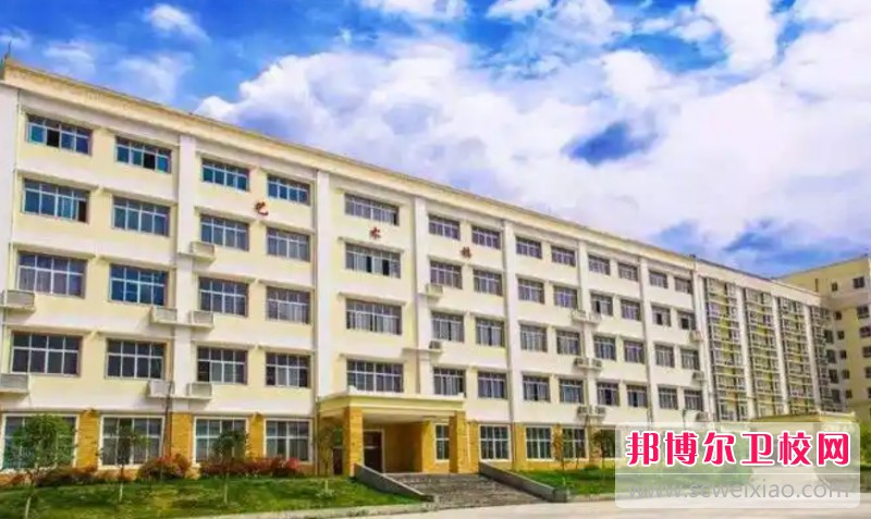 四川2025年男生上什么護(hù)理學(xué)校比較好